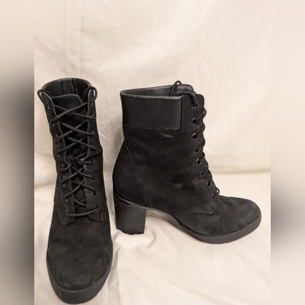 Timberland Women's Black Suede Lace-Up Boots